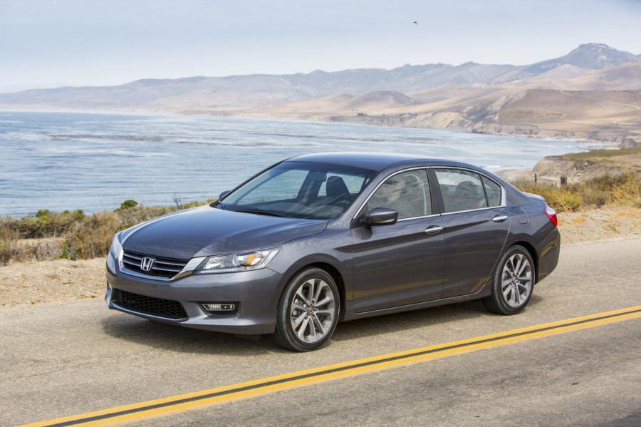  Honda Accord Sport Sedan 2013 года  (фото 103 из 147)